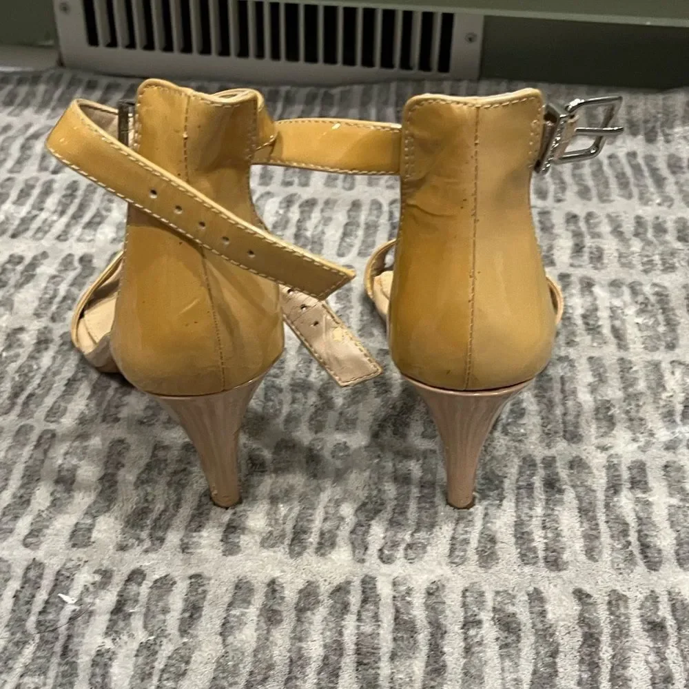 Gianni Bini Platform Kitten Heels Sandals Ankle Strap Mustard Yellow Size 6.5 M